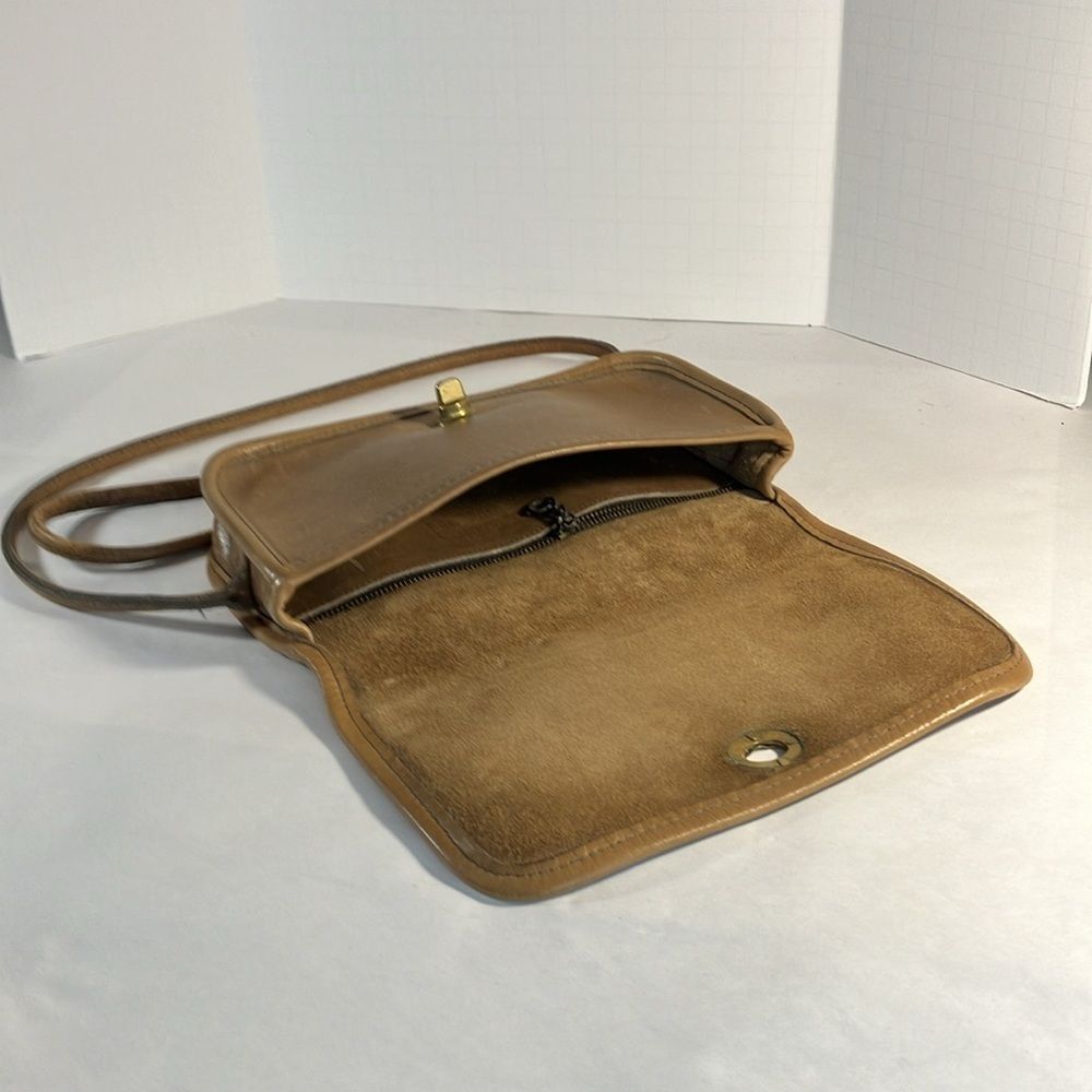 Vintage 1970’s Coach Leather Shoulder Bag Made in New York City - Picture 3 of 12